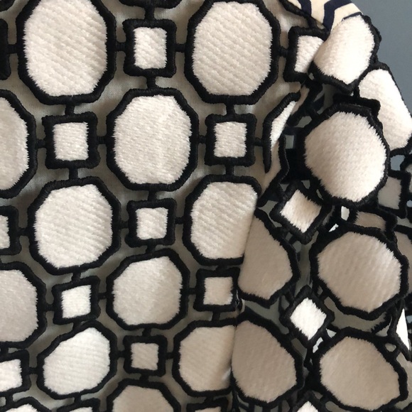 Tory Burch Navy & White Top - Picture 3 of 6